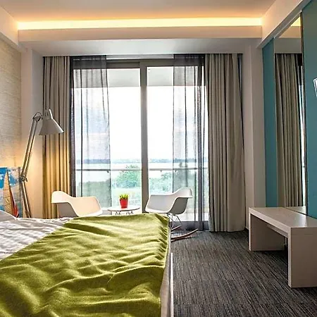 On Plonge Junior Hotel Mamaia