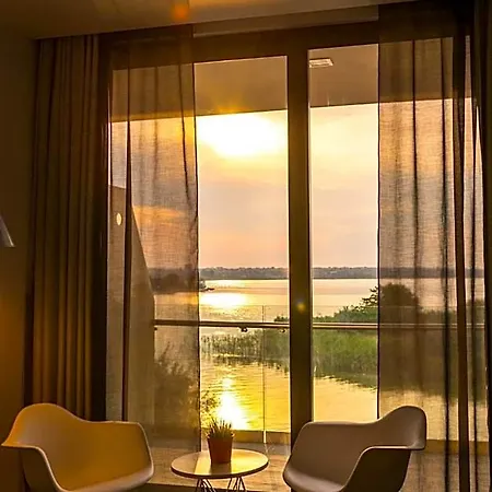 On Plonge Junior Hotel