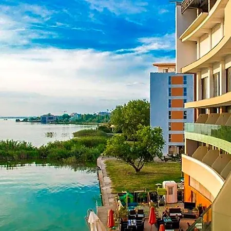 On Plonge Junior Hotel 4*