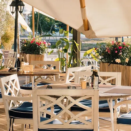 Szálloda On Plonge Junior Mamaia