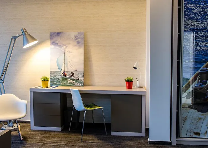 On Plonge Junior Mamaia