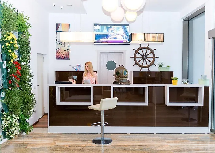 On Plonge Junior Hotel