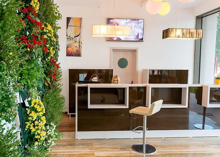 On Plonge Junior Szálloda 4*