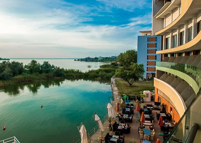 On Plonge Junior Mamaia